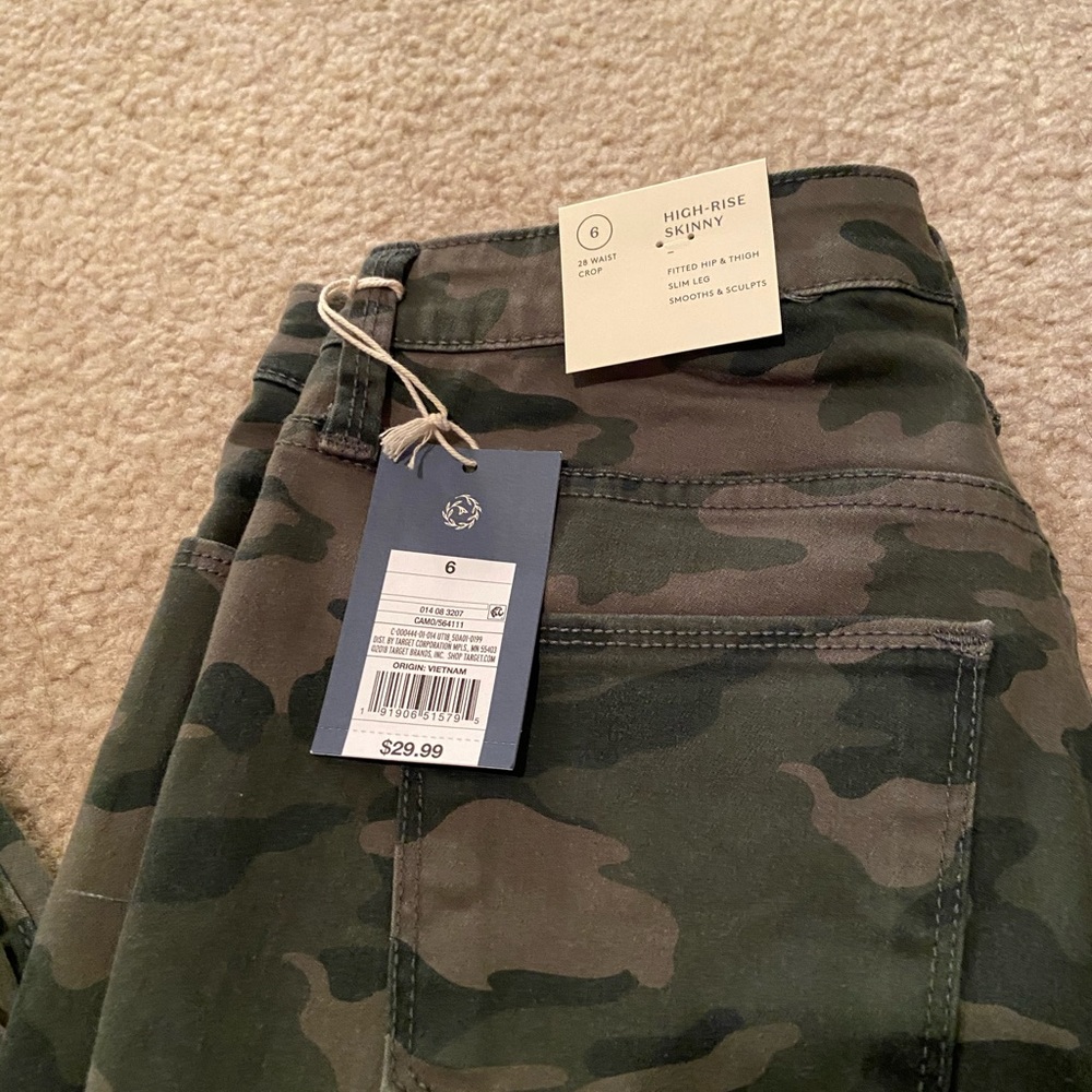 Pants - Picture 5 of 5